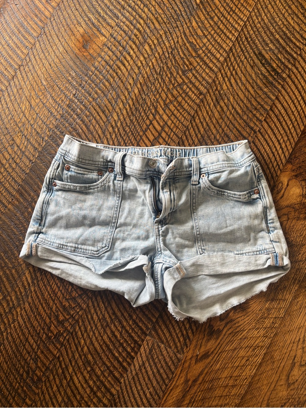 GUC — American Eagle Jean shorts — size 2